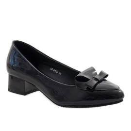 Fekete magassarkú GF-A166 1