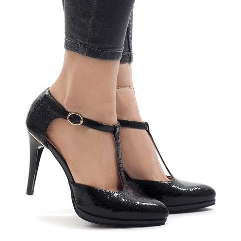 Fekete szivattyúk az A509-22-2 oszlopon 1