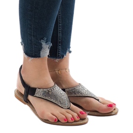 Fekete szandál JN1359-2 díszítéssel 1