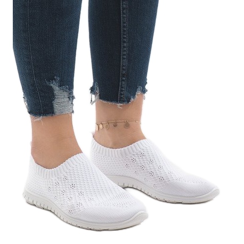 Fehér sportcipő B111-13 1