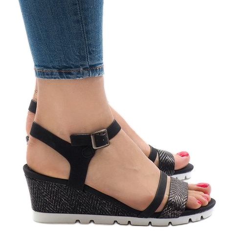 Fekete szandál az Y-8217 platformon 1