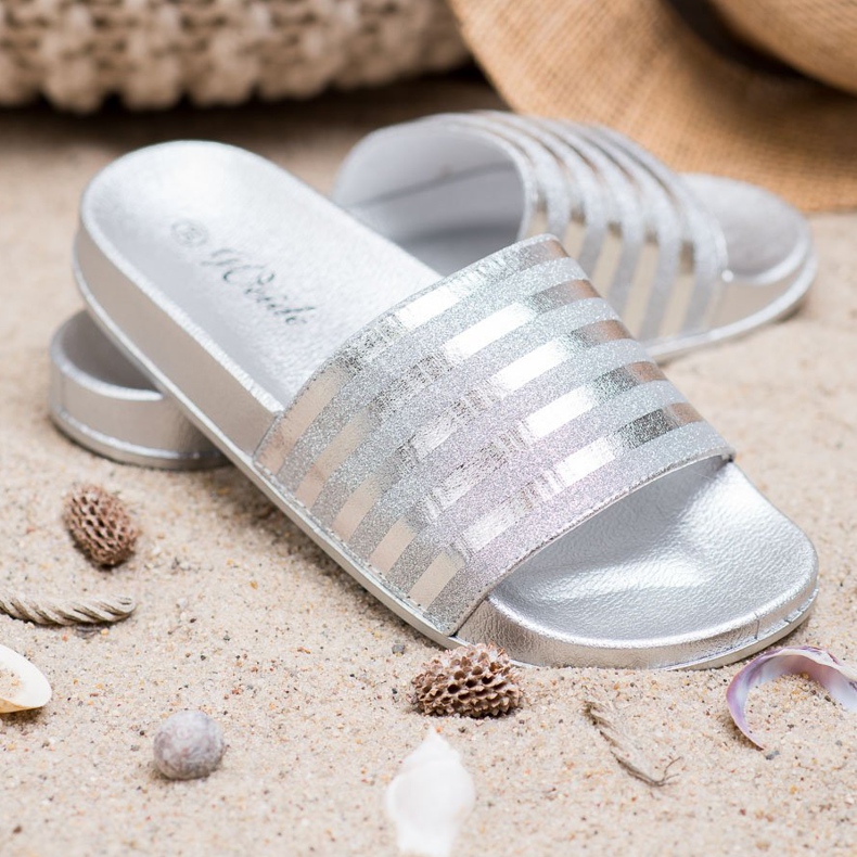 Weide Papucs csillogással szürke 1