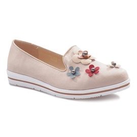 Bézs színű, többvirágú ék sarkú cipő 1