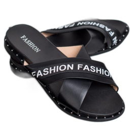 SHELOVET Fekete divatpapucs 2