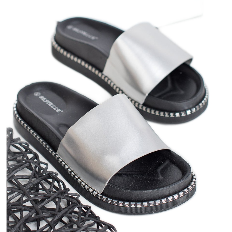 Bestelle Női ezüst papucs szürke 1