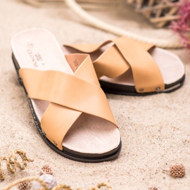 Clowse Bézs papucs 1 Clowse Bézs papucs 1