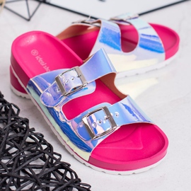 Ideal Shoes Holo csatos papucs szürke 1 Ideal Shoes Holo csatos papucs szürke 1