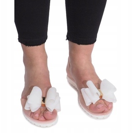 Meliski Flower City bézs színű szandál 1