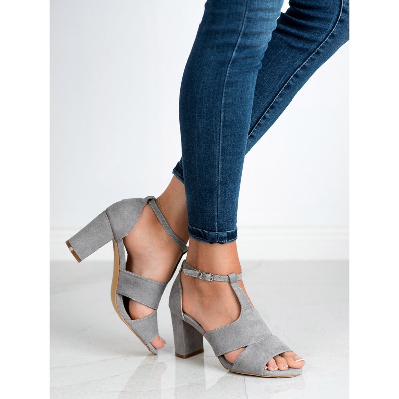 Vinceza Szürke szandál 1