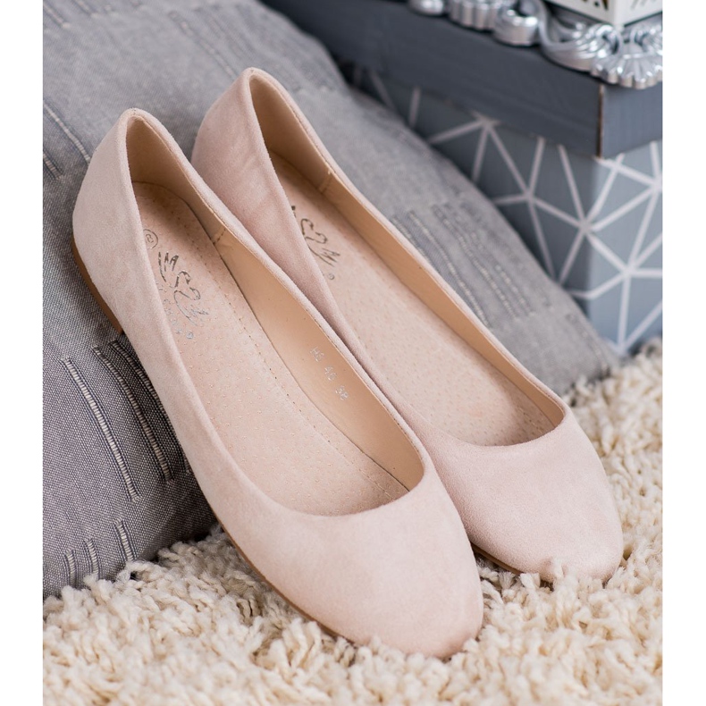 Small Swan Bézs velúr balerinák 1 Small Swan Bézs velúr balerinák 1