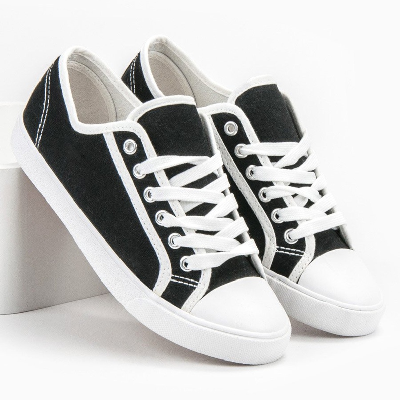 SHELOVET Alacsony női cipők fehér fekete 2