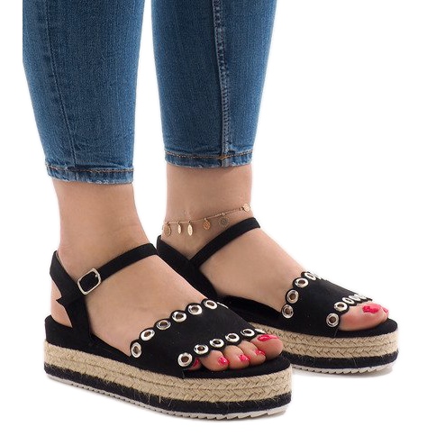 Fekete szandál a 99-46 platformon 1