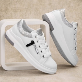 SHELOVET Divatos sportcipők fehér 2