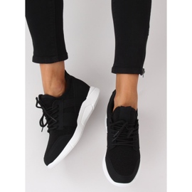 Fekete sportcipő X-9762 Fekete 2