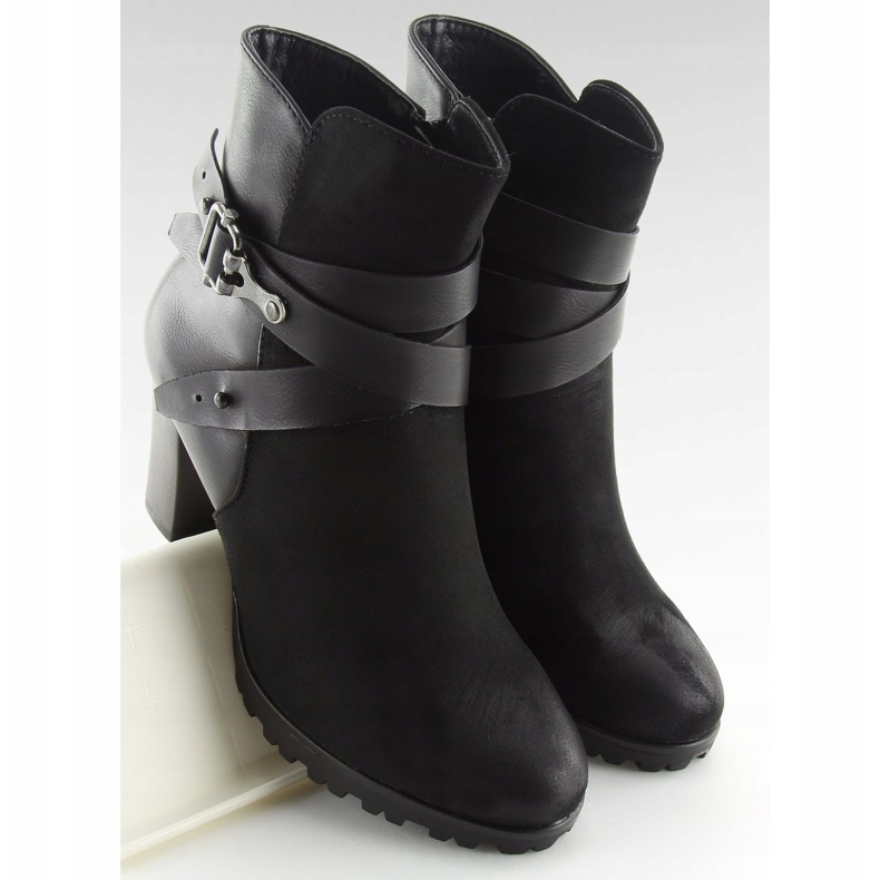 Fekete 8287 Fekete magassarkú 2