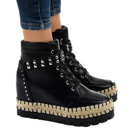 Fekete női trapper bokacsizma AJ-547 1