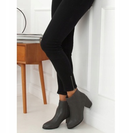 Klasszikus szürke magassarkú 77-71 Szürke 2 Klasszikus szürke magassarkú 77-71 Szürke 2