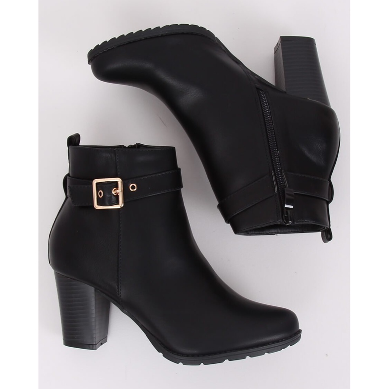 Fekete magas sarkú csizma F169 Fekete 2