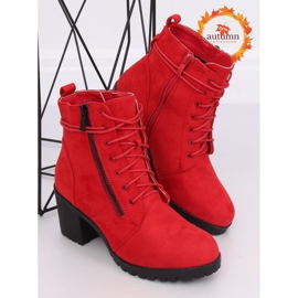 Piros csizma a védőn W358 Red 1