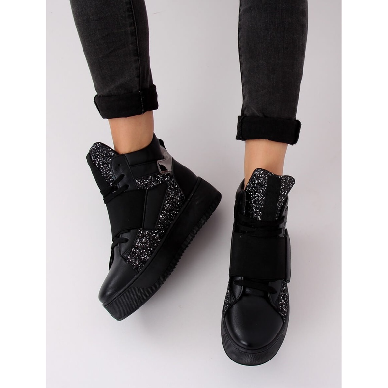 Fekete cipők LA56 Fekete 2