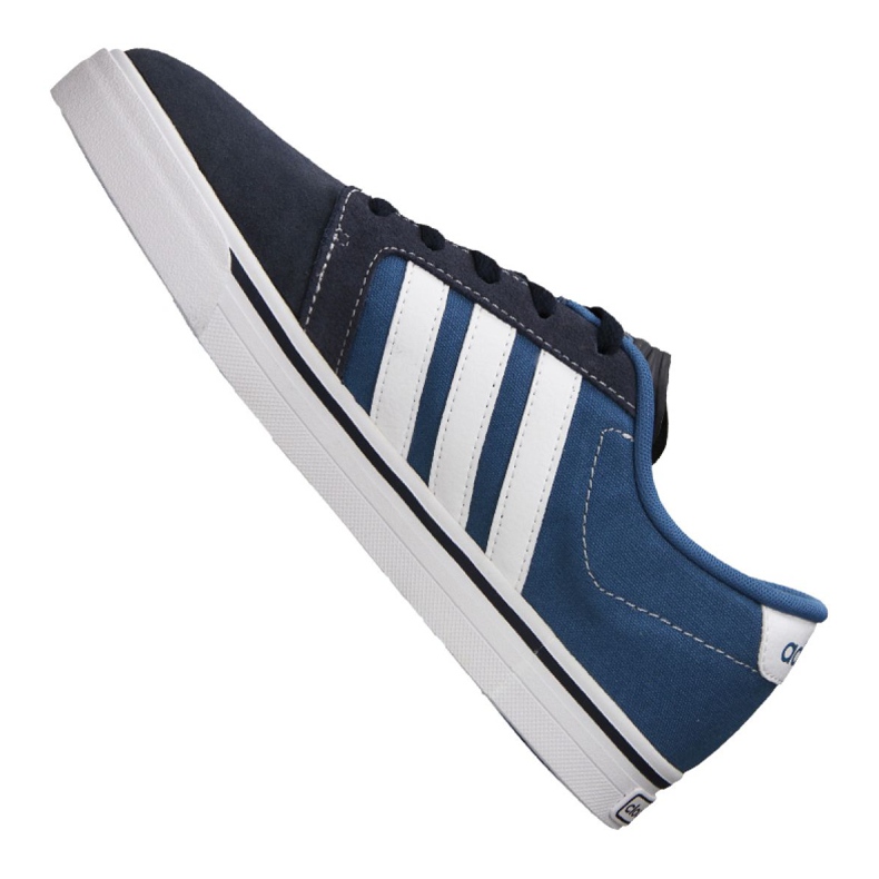 Adidas Cloudfoam Super Skate M AW3895 cipő fehér sötétkék kék 1
