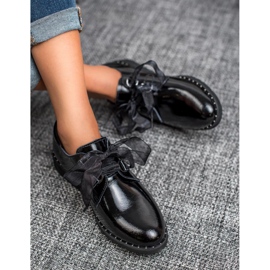 Filippo Fekete lakkozott cipő 1