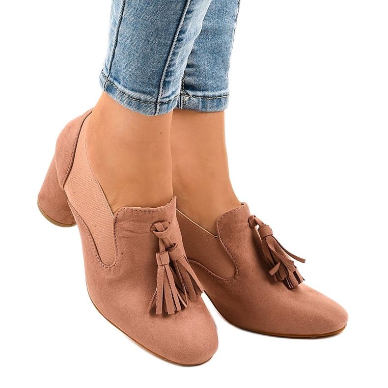 Rózsaszín velúr szivattyúk az LL-97P oszlopon 1