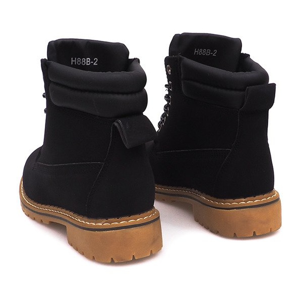 Szigetelt fa csizma H88B Fekete 2