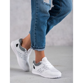 SHELOVET Könnyű sportcipő fehér 1