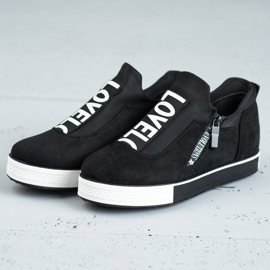 SHELOVET Szeretem a sportcipőt fekete 1