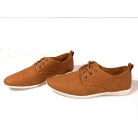 Stílusos cipő -82 Camel barna 1