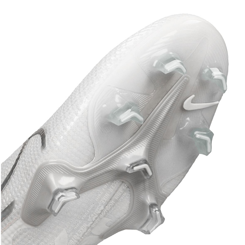 Nike Superfly 7 Elite Fg M AQ4174-100 futballcipő fehér fehér 1