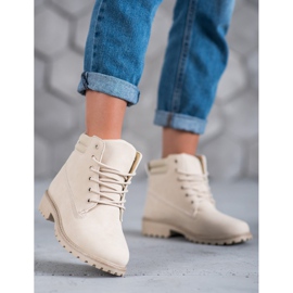 Marquiz Bézs Trappers 2