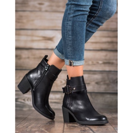 Nio Nio Klasszikus magas sarkú csizma fekete 2