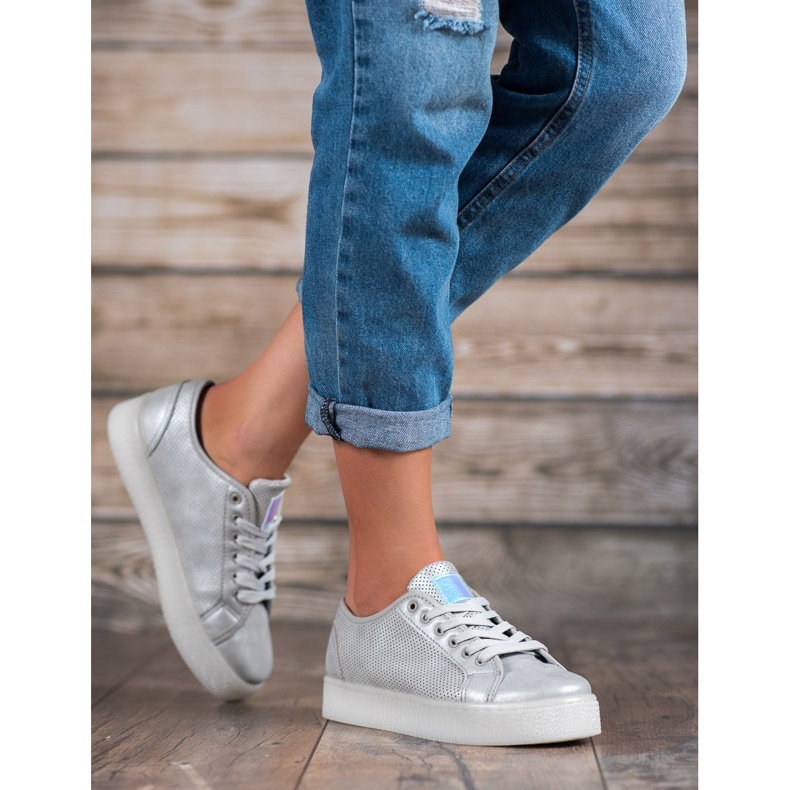 Ezüst cipők szürke 2