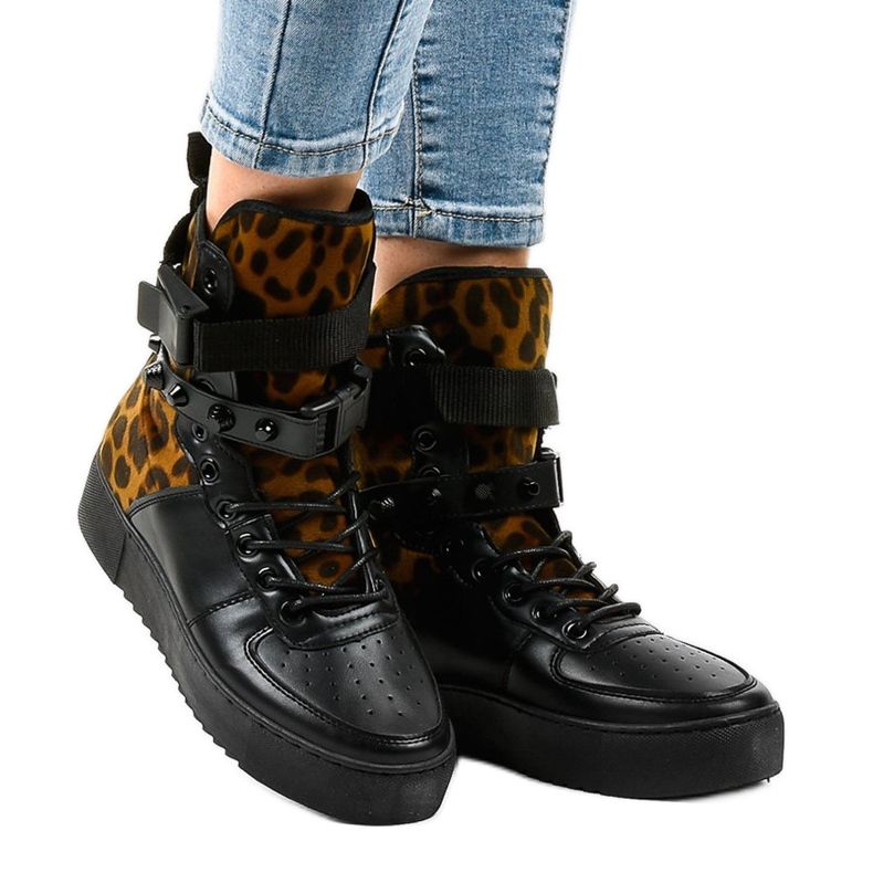 Fekete lapos cipők Y-205 sokszínű 1