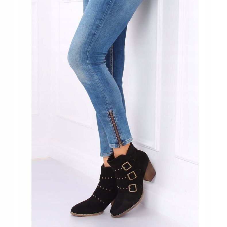 Fekete cowboycsizma L88-162 Fekete 2