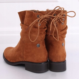 Lapos női tevecsizma B-09 Camel barna 1