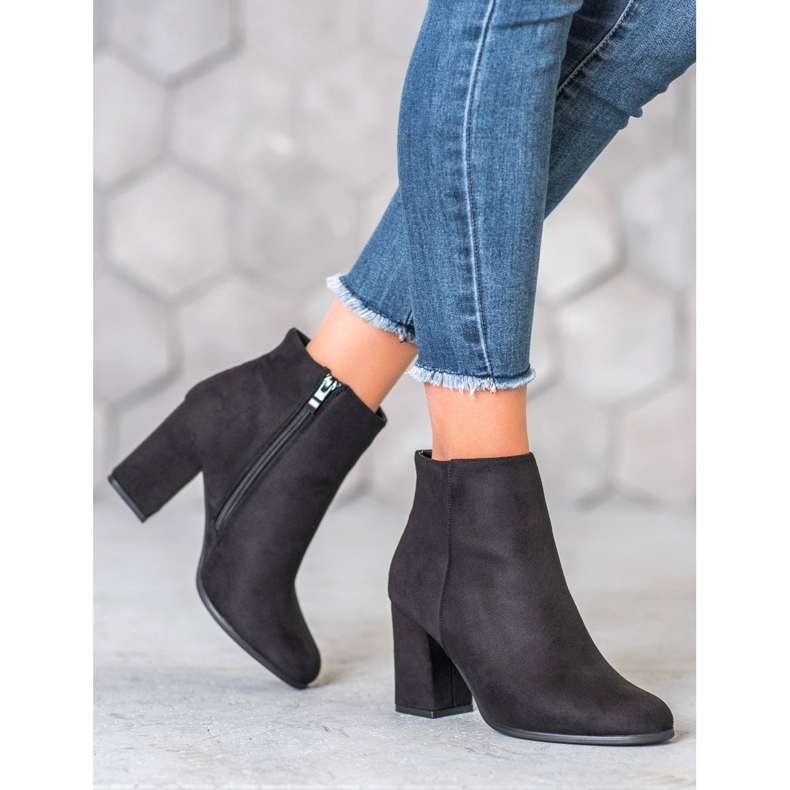 Marquiz Fekete velúr csizma 2