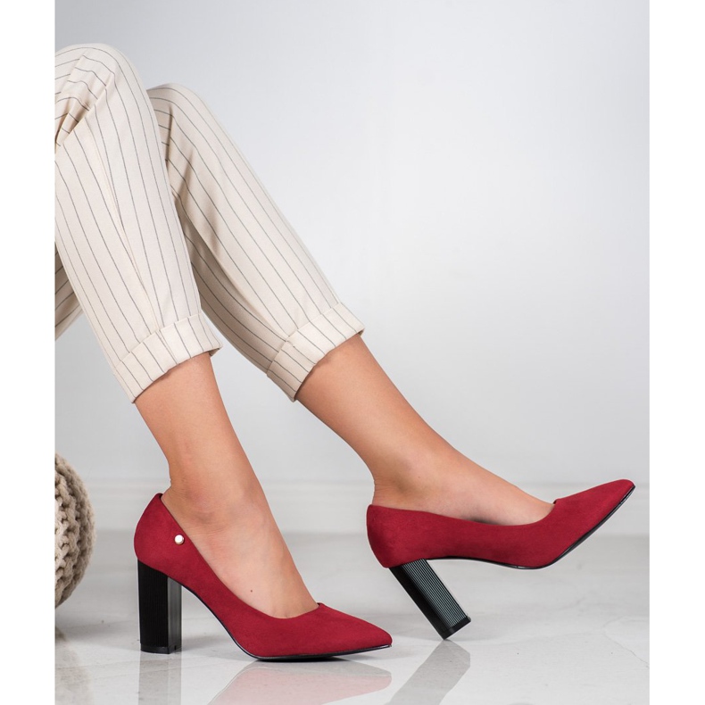 Goodin Velúr szivattyúk egy oszlopon piros 1