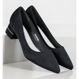 Goodin Szivattyúk dekoratív övvel fekete 1