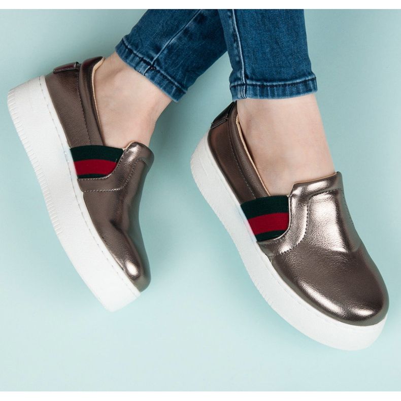 Kylie Slipons a platformon szürke 1