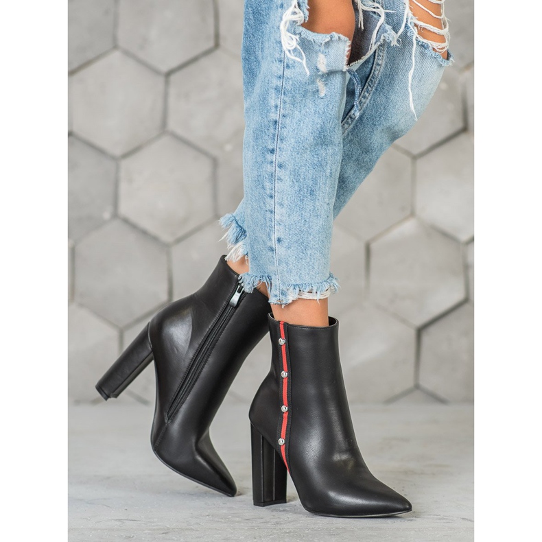 Seastar Magas csizma dekoratív övvel fekete 1 Seastar Magas csizma dekoratív övvel fekete 1