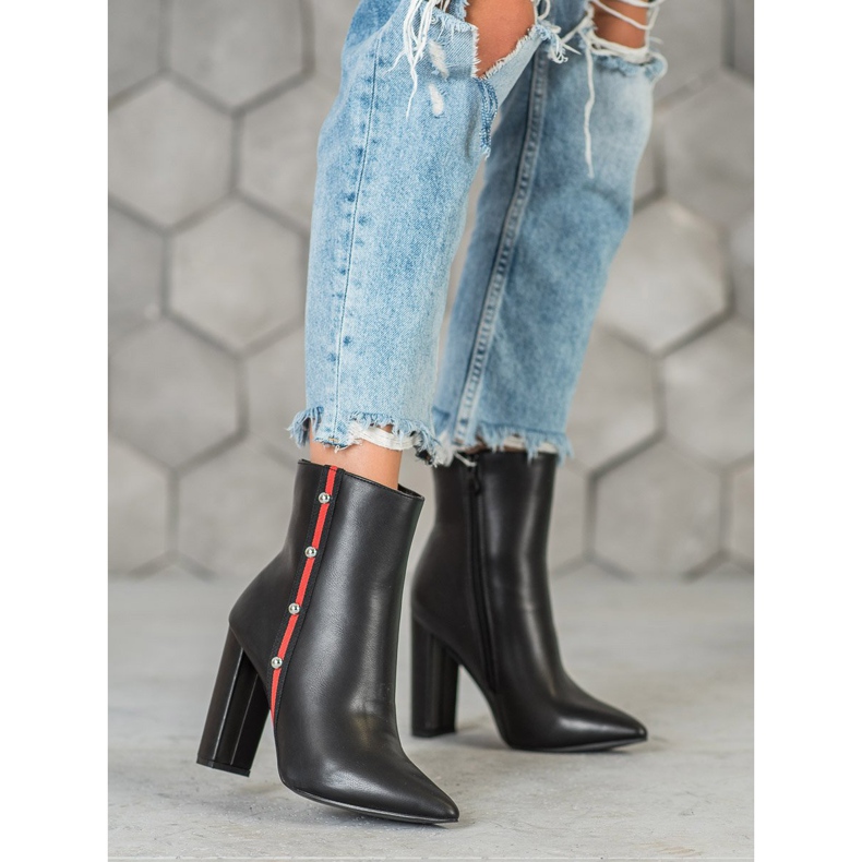 Seastar Magas csizma dekoratív övvel fekete 2 Seastar Magas csizma dekoratív övvel fekete 2