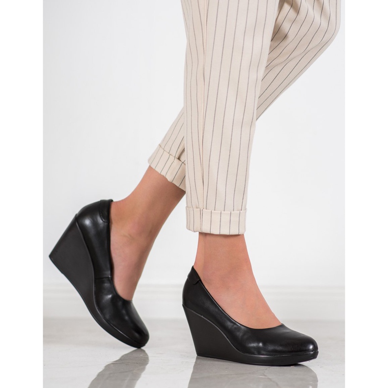 J. Star Klasszikus ék szivattyúk fekete 2