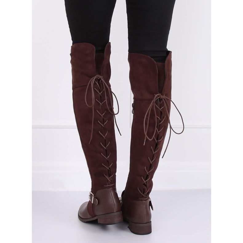 Térdig érő csizma lapos sarkú barna 688-3 Barna 1