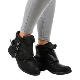 Fekete szigetelésű csizma A-203 barna 1