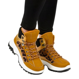 Szigetelt barna női cipők F-19208-3 sárga 1