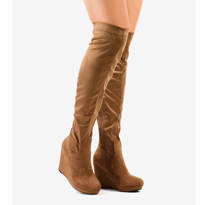 Barna ékcsizma a térd felett 6598-1 2