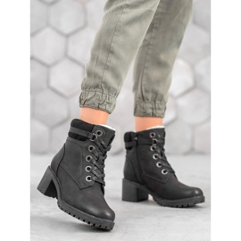 Goodin Meleg magas sarkú csizma fekete 2